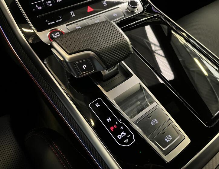 Audi SQ7 18