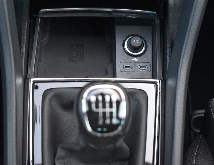 Škoda Karoq 45