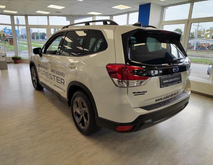 Subaru Forester 4