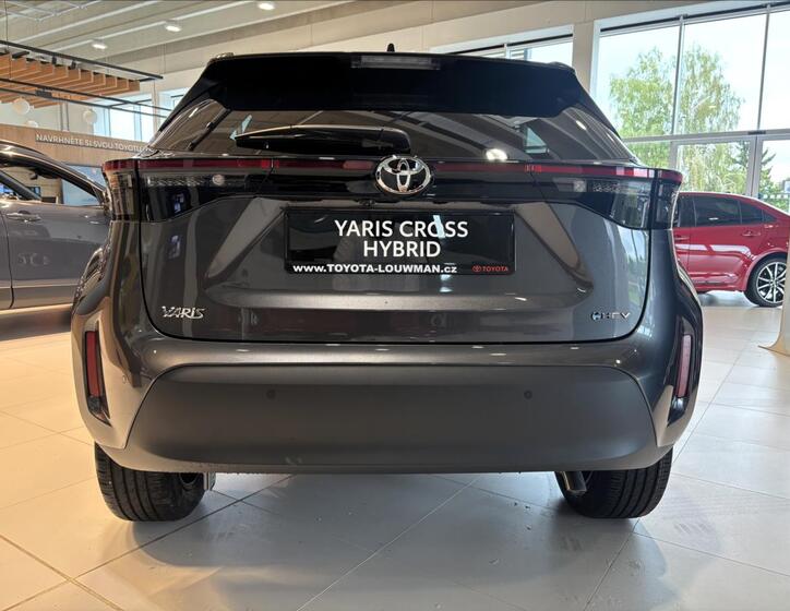 Toyota Yaris Cross 6