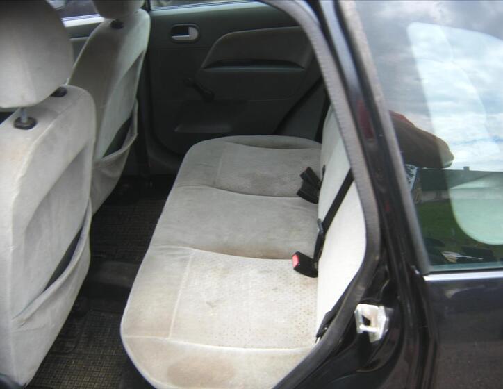 Ford Fiesta 11