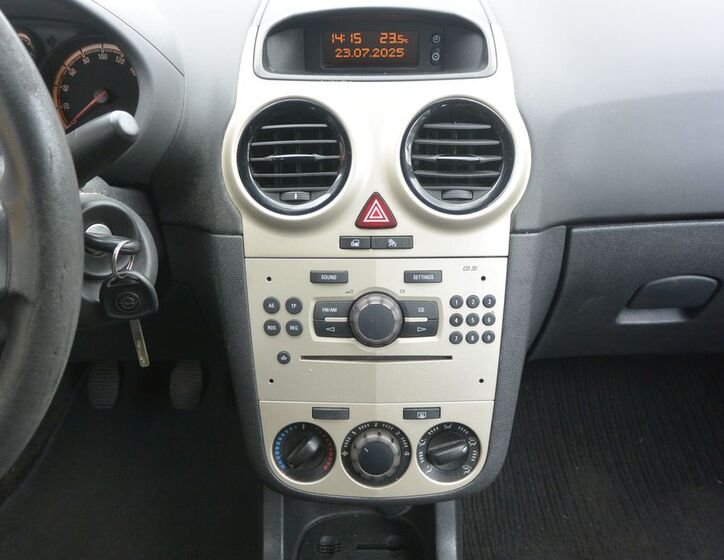 Opel Corsa 16