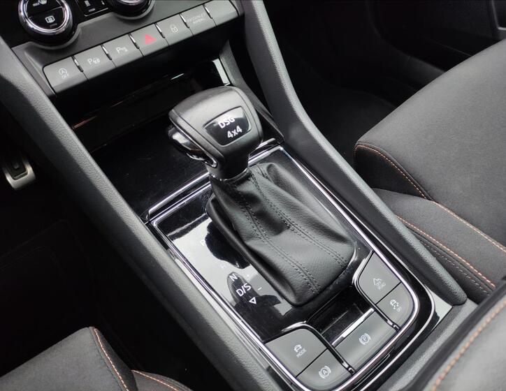 Škoda Karoq 28