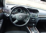 Mercedes-Benz Třídy E 18