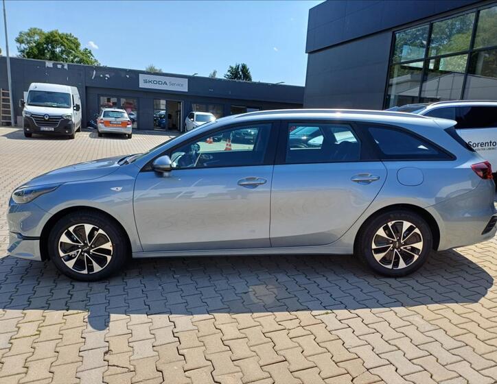 KIA Ceed 8