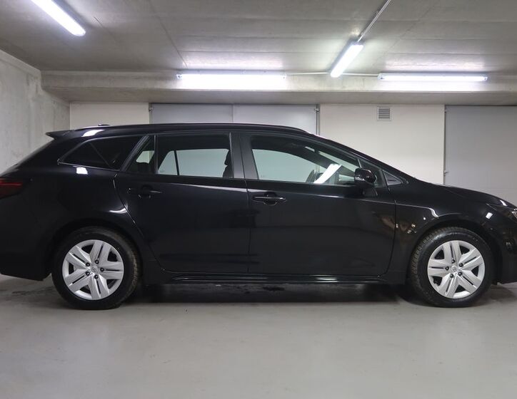 Toyota Corolla 4