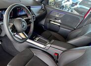 Mercedes-Benz GLA 9
