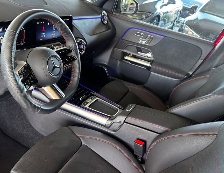 Mercedes-Benz GLA 9