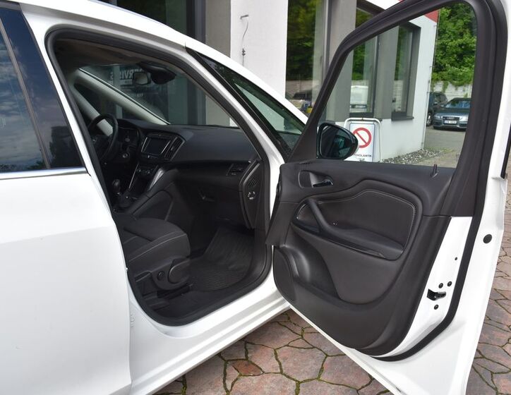 Opel Zafira 14