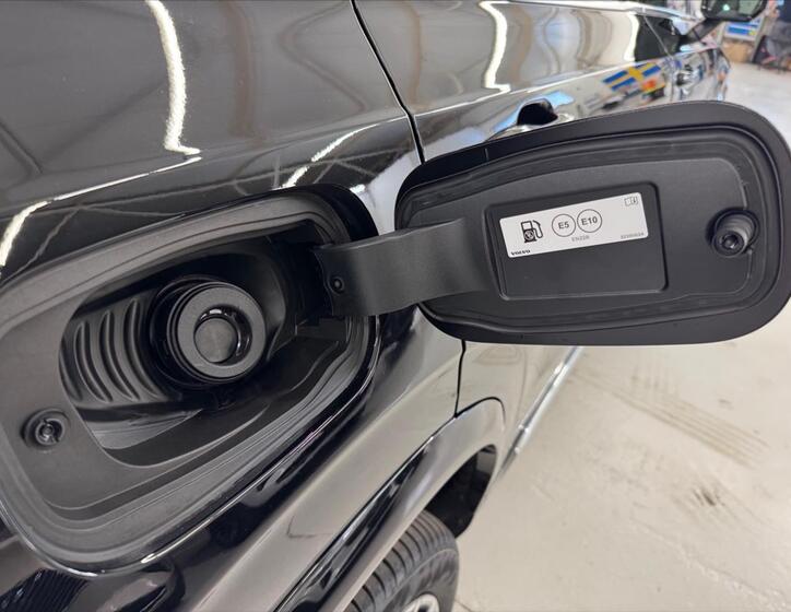Volvo XC90 13