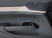 Volvo EX90 19