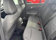 Jeep Avenger 10