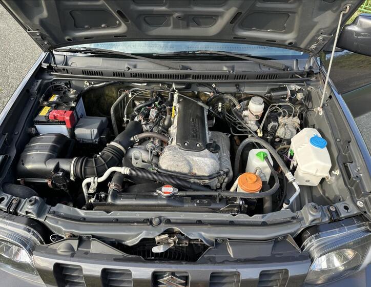 Suzuki Jimny 12
