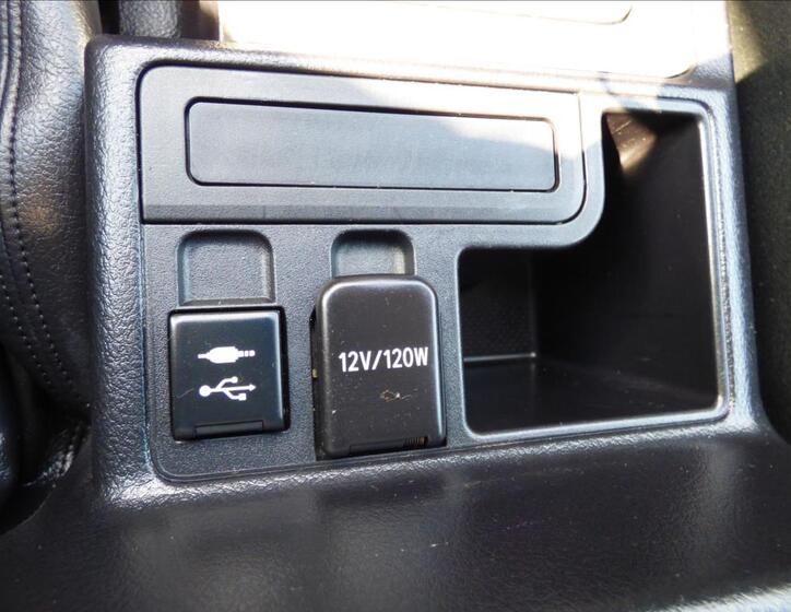 Toyota Land Cruiser 39