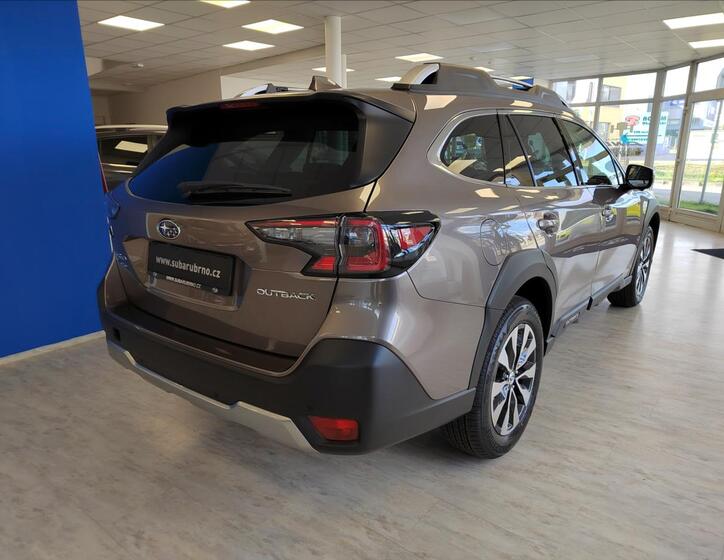 Subaru Outback 2