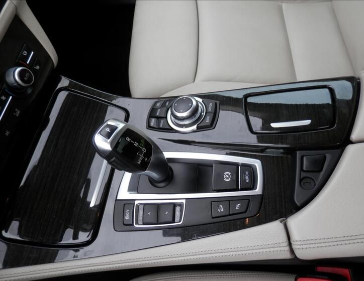 BMW Řada 5 16