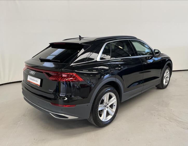 Audi Q8 2