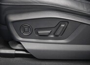 Audi Q8 26