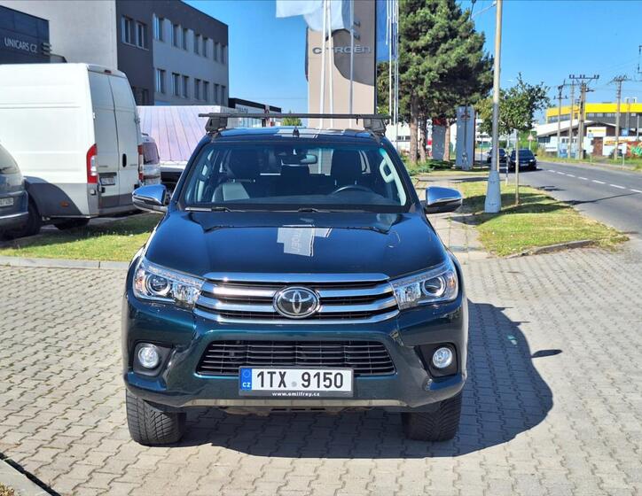 Toyota Hilux 3