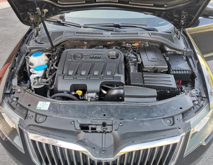 Škoda Superb 13