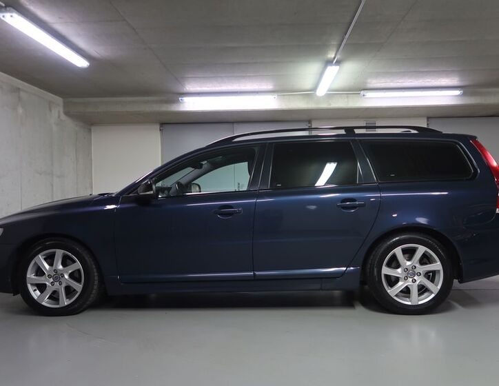 Volvo V70 8
