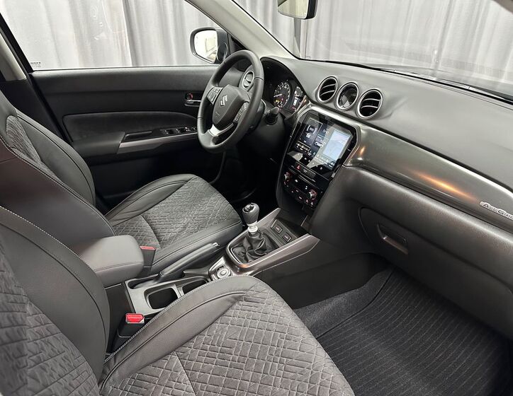 Suzuki Vitara 10