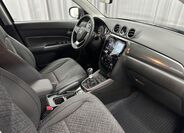 Suzuki Vitara 10