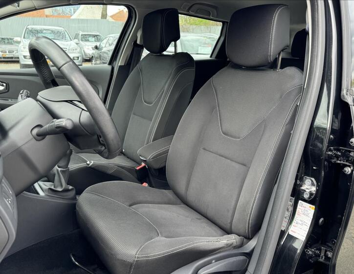 Renault Clio 31