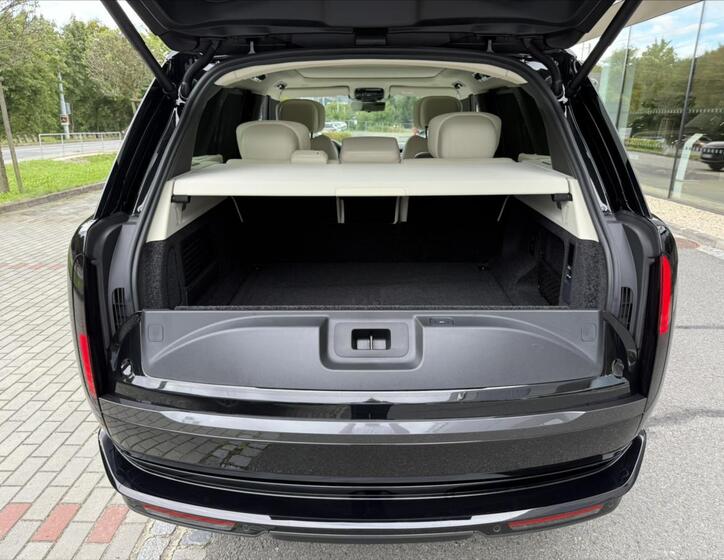 Land Rover Range Rover 37