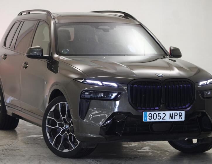 BMW X7 4