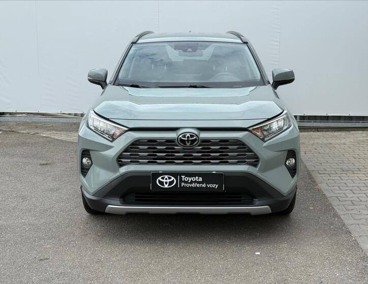 Toyota RAV4 2