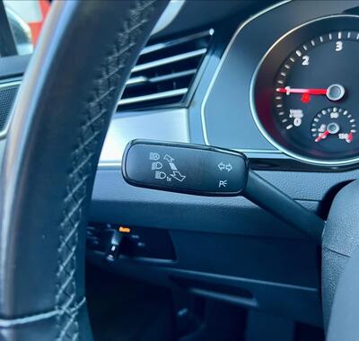 Volkswagen Passat 25