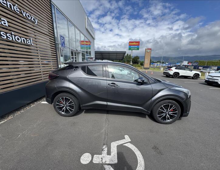Toyota C-HR 18