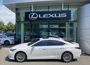 Lexus ES 300h 2