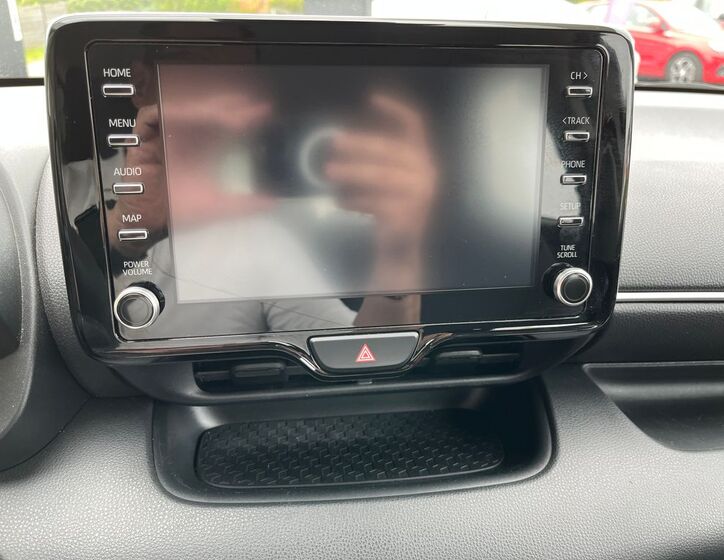 Toyota Yaris 19