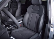 Audi Q7 10