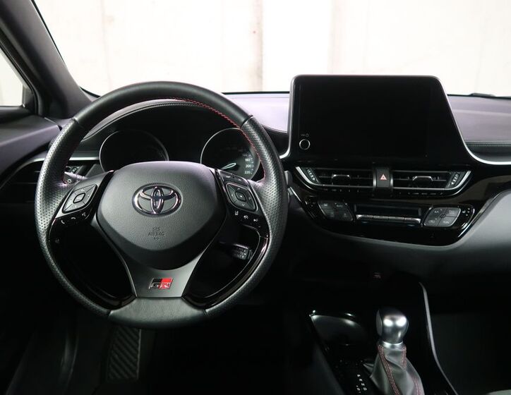 Toyota C-HR 15