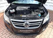 Volkswagen Tiguan 8