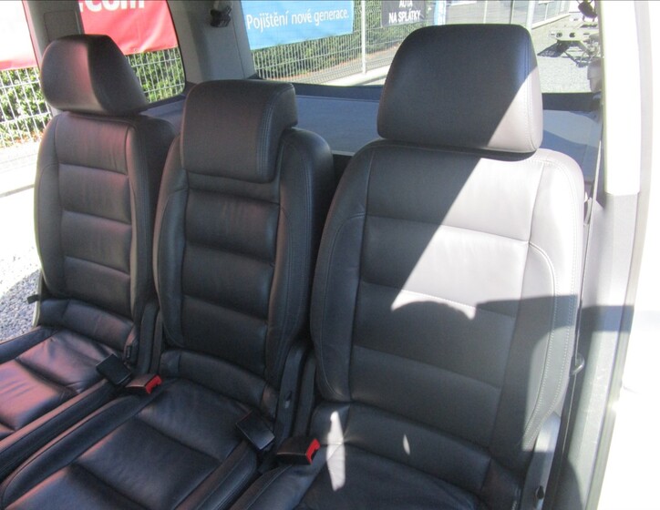 Volkswagen Touran 31