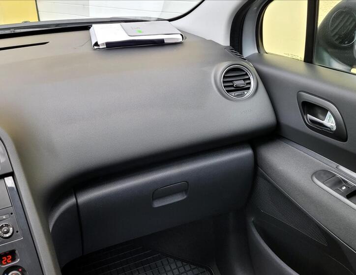 Peugeot 5008 32