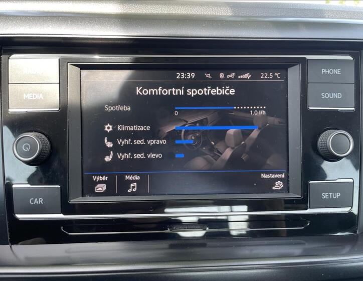 Volkswagen Polo 22
