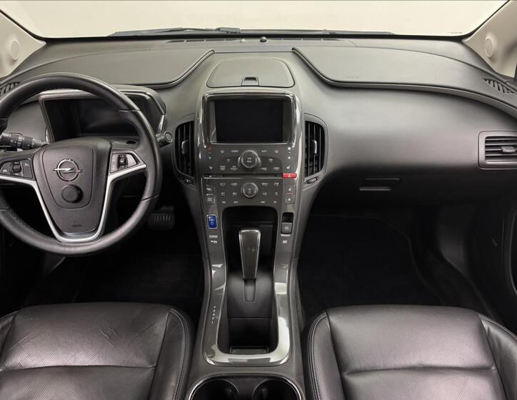 Opel Ampera 7