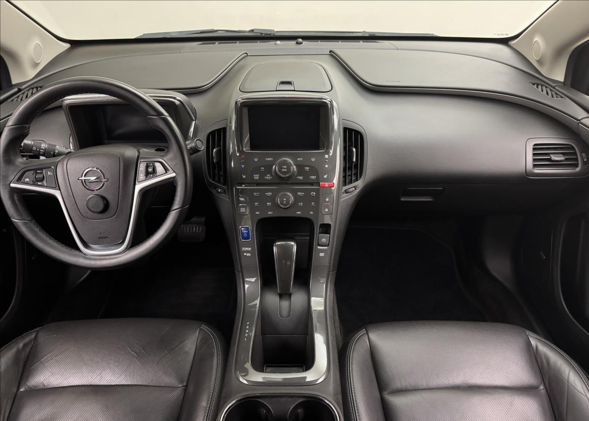 Opel Ampera