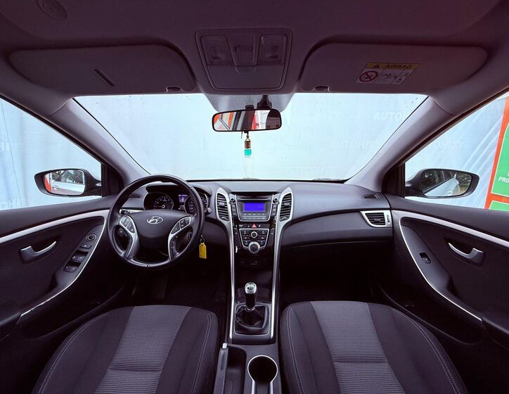 Hyundai i30 14