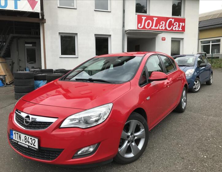 Opel Astra 2