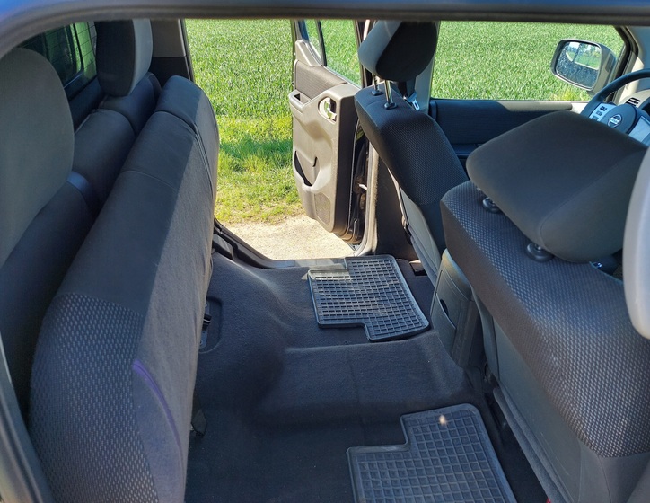 Nissan Navara 14