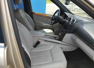 Mercedes-Benz GL 8