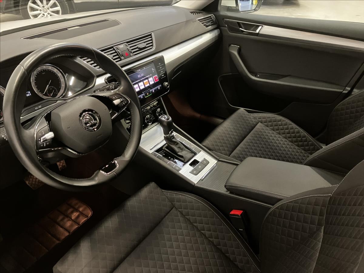 Škoda Superb