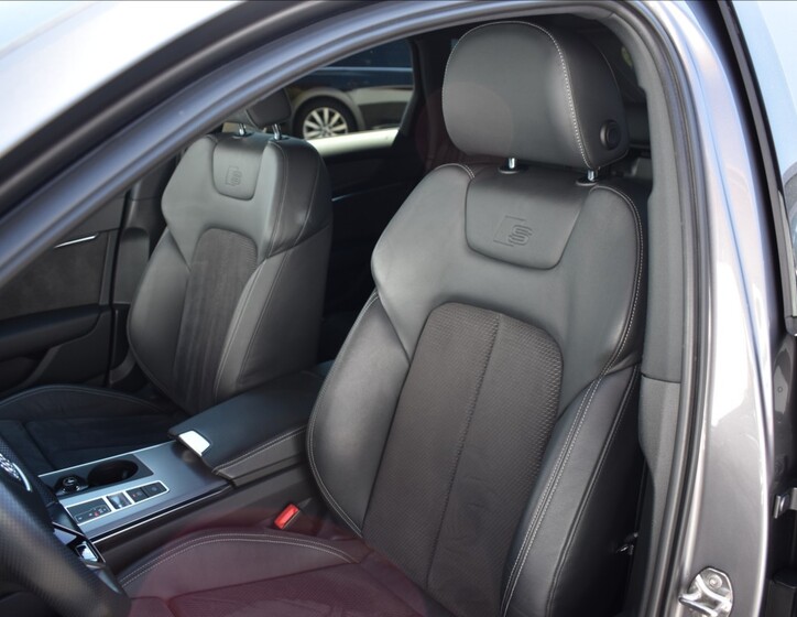 Audi A6 21