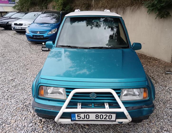 Suzuki Vitara 1